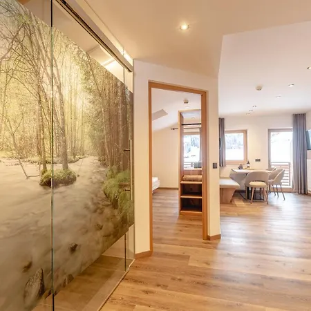 Alpina Apartment *