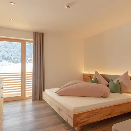 Apartment Alpina *